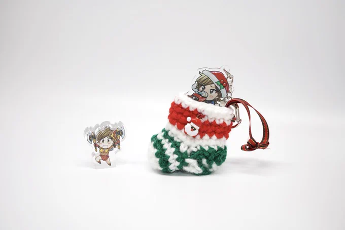連日お騒がせしましたが真琴ちゃんルマンXmas靴下アンカーです。おかんが残す用にお気に入りを編むとそれを採用するというシステム。この靴下と先ほどのロング靴下はだいぶお気に入りだった様ですありがとうおかんッ。 