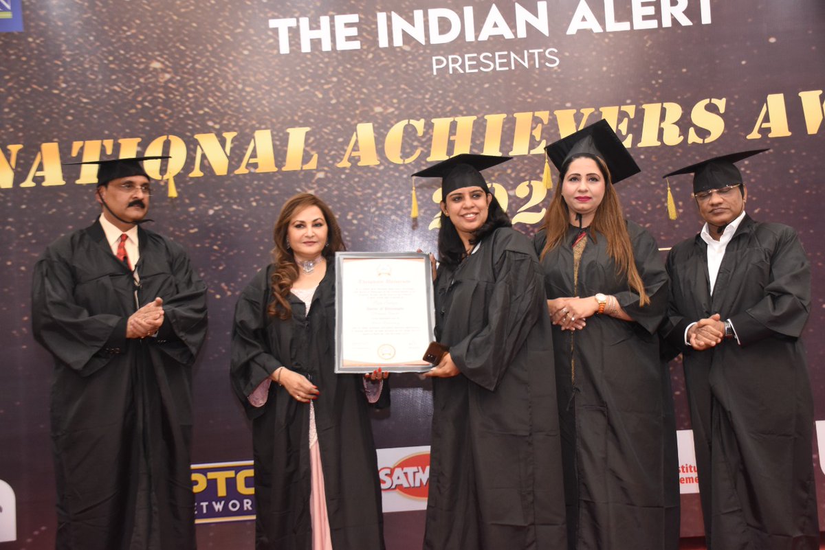 DynamicWEC's tweet photo. We are delighted to share that Ms. Puja Saluja, Founder &amp; CEO, DWEC now holds an Honorary Doctorate in Career Counseling &amp; also been presented with an award for International Mobility.
Here's a glimpse of a felicitation at the National Achievers Awards 2022 by the Indian Alert. https://t.co/l54f70w4Rg