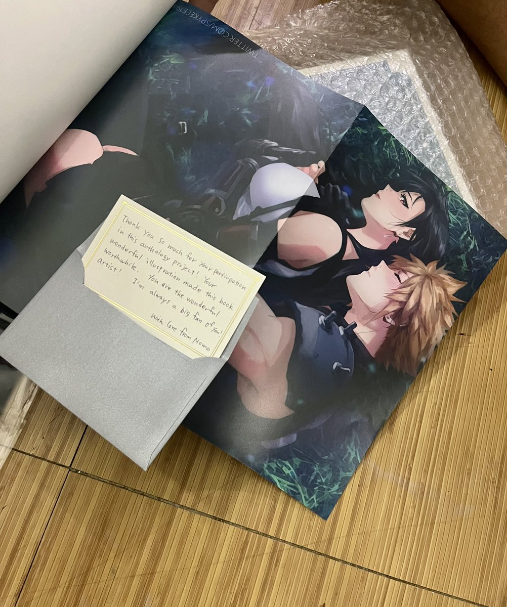 The @CT_UTHighwind fanbook came to my doorstep today and I am blown away by the quality. Thank you so much for inviting me. To be able to work with you and the artists I admire is a great honor. I shall keep these copies safe and special. 💚