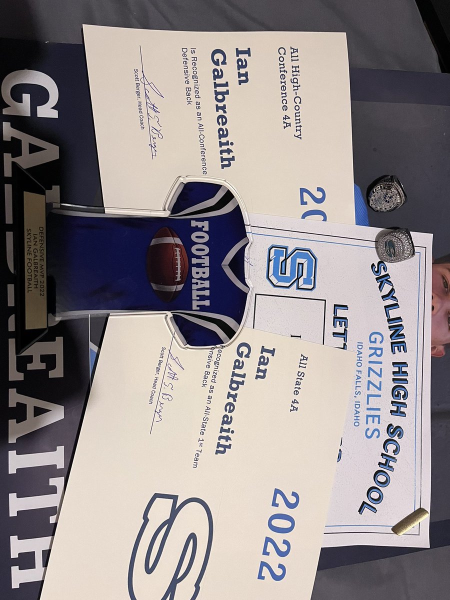 IGalbreaith's tweet photo. Had a great last Skyline HS football Banquet. Won Defensive MVP for my team, and was 1st team All-State + 1st team all conference. @ChetTaylor13 @SkylineGrizzFB Excited for my next chapter as an Oredigger.  @MonTechFootball ⚒️ https://t.co/CizJYXT2Nq