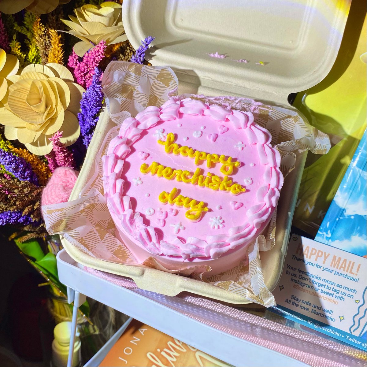 merchisko's tweet photo. Happy Anniversary, Merchisko!

To show our gratitude for continuously supporting us, we will be having a book giveaway with your wish list book with our freebies. 

Mechanics are also instructed in the form. 
Giveaway Form: https://t.co/JMVcPj3NQg

Thank you so much! https://t.co/VpiddMZePw