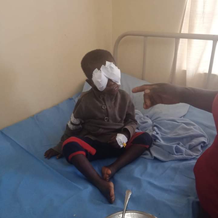valentinendemo's tweet photo. Morning guys. This baby had her eyes gouged out by some unknown people in Kitutu Chache, Kisii County. He lost his two eyes. Please help me retweet until it reaches @DCI_Kenya so that he gets justice. @Gideon_Kitheka https://t.co/zNSKmbtbBq