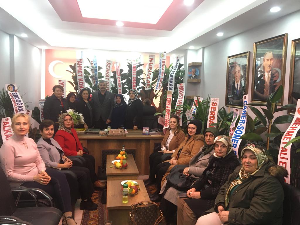 mhpelli's tweet photo. Milliyetçi Hareket Partisi İl Başkanımız Adnan Doğu ve Yönetim Kurulumuza hayırlı olsun ziyaretlerinde bulunan Milliyetçi Hareket Partisi Geçmiş ve Yeni Dönem Kadın Kolları Başkanlarımıza ve Asenalara nazik ziyaretleri için teşekkür ederiz. https://t.co/hfXvNFPBRq