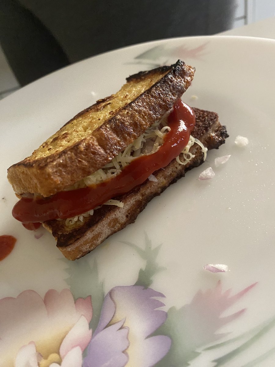 moadkid's tweet image. Any day can be BITSians Day if you make Gaja French Tose!

#bitsgoa #nostalgia