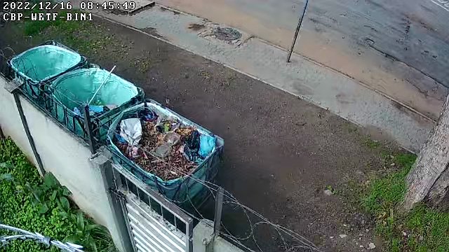 Our #talkingbins nice and full this morning, but no cleaning necessary around them. <a href="/MphoForMayor/">Mayor of the City of Johannesburg</a> <a href="/MichaelSun168/">Michael Sun MPL</a> <a href="/LeahK28/">Leah Potgieter MP</a> @KICKinW66_W118 <a href="/CllrNeuren/">Neuren Pietersen</a> <a href="/ComunActivist/">Cllr Carlos DA Rocha</a>