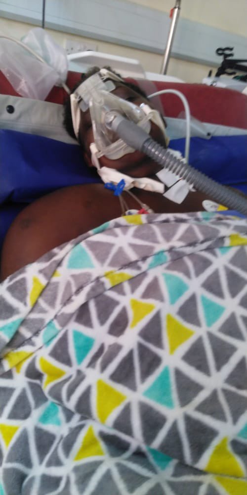 munakakuuto's tweet photo. Quick Recovery Dia #Benah 🙏🏿🙏🏿🙏🏿 she is my Former workmate @1049SUCCESSFM and still at Success bambi Tumusabile @paulnsub https://t.co/hDEGACkGAw