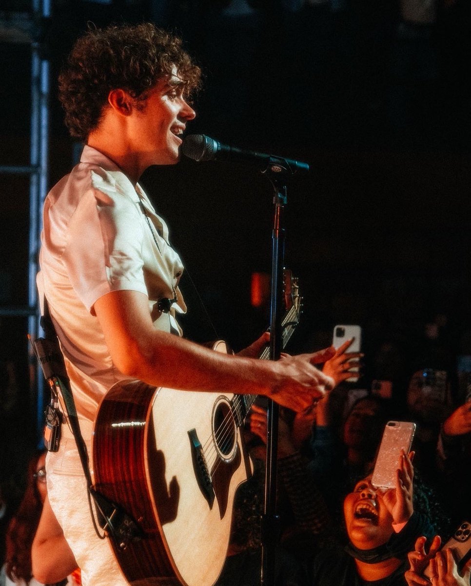 joshuatbassett's tweet image. FINAL SALE TO SEE SPIDER MAN IN A COWBOY HAT, TIARA, OR WHATEVER ELSE YOU BRING! 10AM LOCAL TIME!
#THECOMPLICATEDTOUR