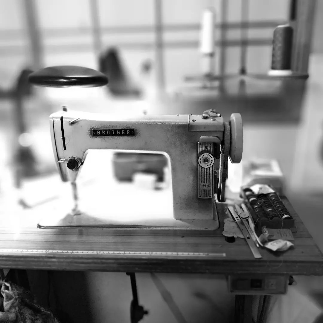 mishinyakonishi's tweet photo. 【TA2-B622】
#brother の職業用ミシン
#brothersewingmachine #mishin #sewing #sewingmachine #machine #monochrome #ブラザー #ブラザーミシン #ミシン #ミシン屋 #モノクロ #モノクロ写真 https://t.co/vkpdocodoh