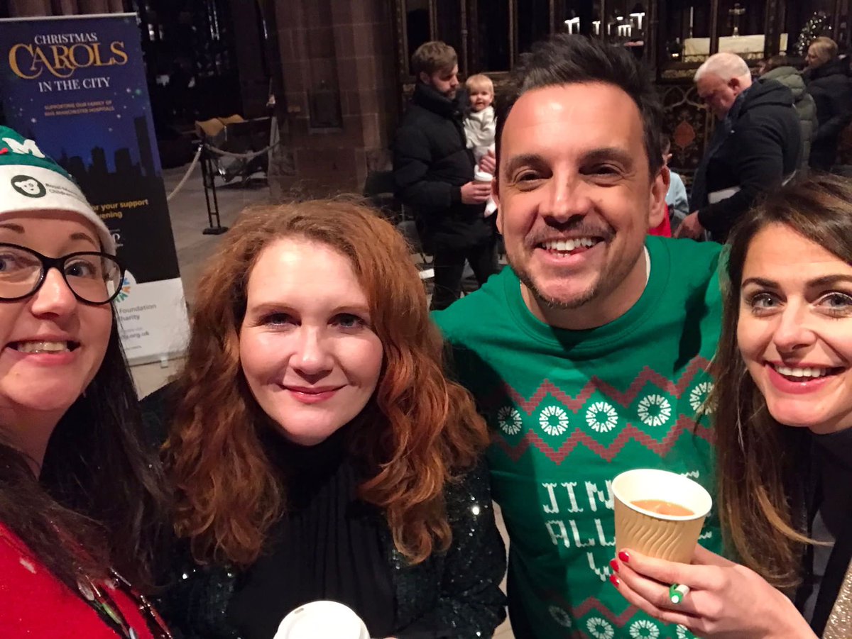 Toolyboy's tweet photo. A packed out cathedral and a lot of carols. Honoured to host Carols In The City for Manchester’s hospitals @MFTnhs Christmas has  definitely started.🎅🏼❤️ https://t.co/6mrkKcSRLA