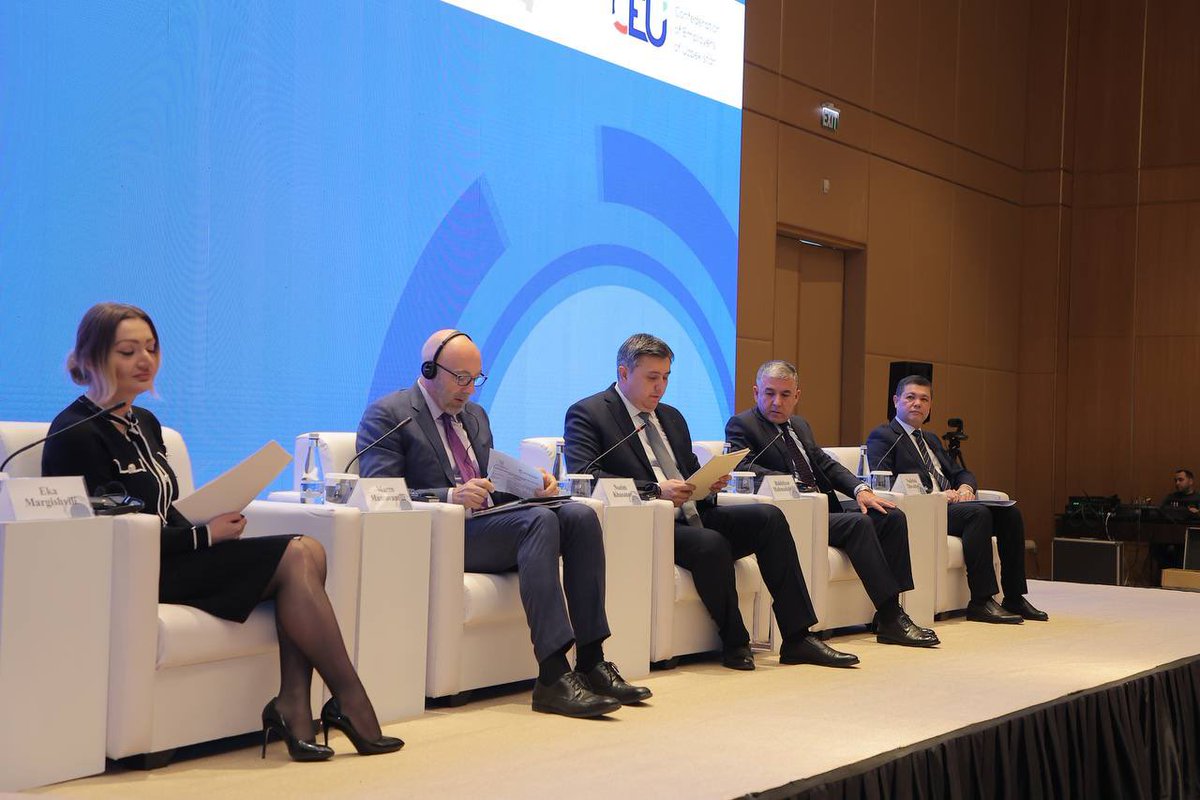 Uzb_MinLabour's tweet photo. #Live⚡️ International conference “New Labour Code - decent work and business opportunities” is being held within the "Effective Governance for Economic Development" #EGED programme of #MELR in cooperation with @UKinUzbekistan @UKaid and @WorldBank https://t.co/BSCz2Wdo4x