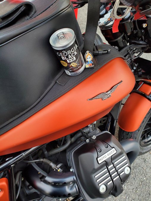 発送完了の小さいBLACK!! 給油ランプがついた…! 