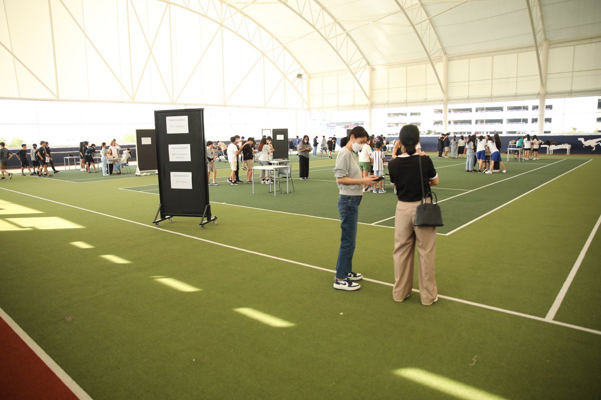 AISCMiddle's tweet image. #AISCMiddleSchool students presented their projects and learnings —to their parents and teachers—in an end of semester Celebration of Learning. #AISCLearner