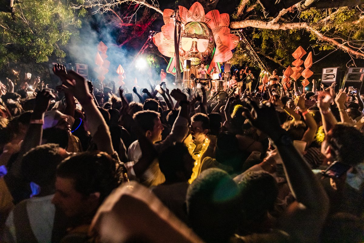 coastguidekenya's tweet photo. As 2023 approaches, we look at where best you can see the new year, we have featured an article about events happening along our coast of Kenya. Read it here : https://t.co/fj8r1xeY35

#coastalguide #mombasa #Kwale #dianibeach  #Malindi #kilifi #Magazine #Travel #advertising https://t.co/hKGMfFWxF2