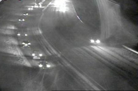 trafficscotland's tweet photo. Tips for driving in SNOW ⚠  

Snow affecting lots of major trunk roads this morning, 

Remember:

🚙If skidding, don't take your hands off the wheel or brake, steer into skid
🔆Use dipped headlights/fog lights to be more visible
❗Gentle manoeuvres
🛑Increase stopping distances https://t.co/66OAXdNUpq