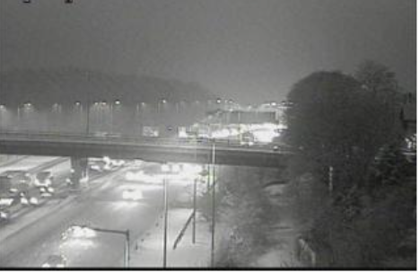 trafficscotland's tweet photo. Tips for driving in SNOW ⚠  

Snow affecting lots of major trunk roads this morning, 

Remember:

🚙If skidding, don't take your hands off the wheel or brake, steer into skid
🔆Use dipped headlights/fog lights to be more visible
❗Gentle manoeuvres
🛑Increase stopping distances https://t.co/66OAXdNUpq