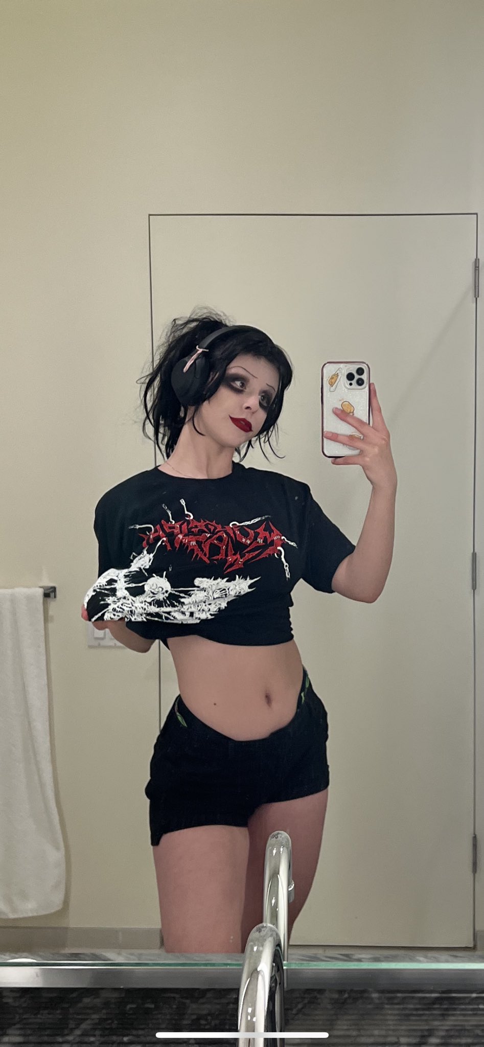 TW Pornstars - 6ar6ie6. Twitter. brb getting ready to watch you from a comfortably unnoticeable