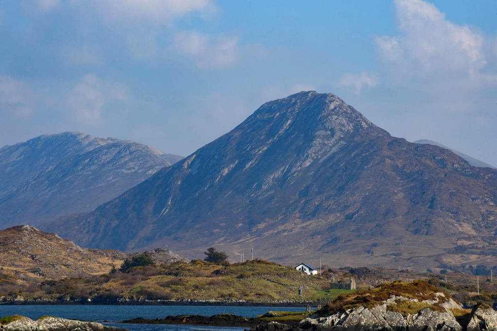 Looking out on to Diamond Hill Mountain, its actually not a hard hill to climb, and so rewarding when you get there! Book a stay in the Clifden Station House Hotel, direct, to get our best rates, always: bit.ly/3a8q75S #clifdenstationhouse