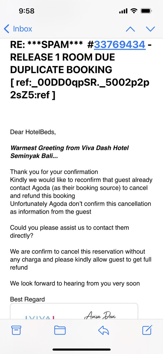 poduchan's tweet photo. @agoda this is the email from the call centre - but hotel said they will refund! What’s going on ? Please contact me immediately to rectify as it seems your staff are giving conflicting info to your customers or there is some miscommunication somewhere. Please reply ! https://t.co/uj4RX3fjF6