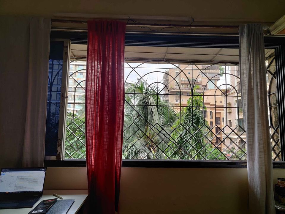 watzernehm's tweet photo. Flatmate and I are moving out of this cozy little 2bhk, situated in the heart of Bandra. Lots of natural light, peaceful and quiet neighbourhood, helpful neighbours, chill society and non-interfering landlord. Comes with car parking. DM for further details. https://t.co/9Zuaq6HPyN