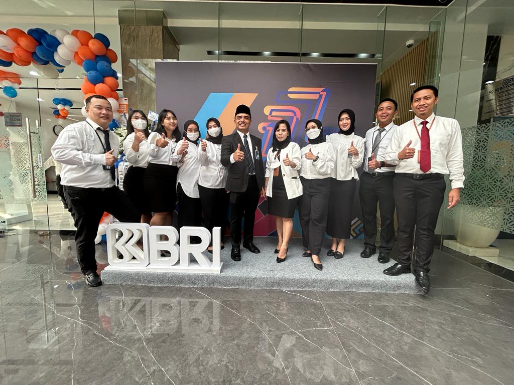 Selamat Ulang Tahun BRI
Semoga makin Joss

#HUTBRI127
#BRITUMBUHDANTANGGUH
#ROJAK2
#0193