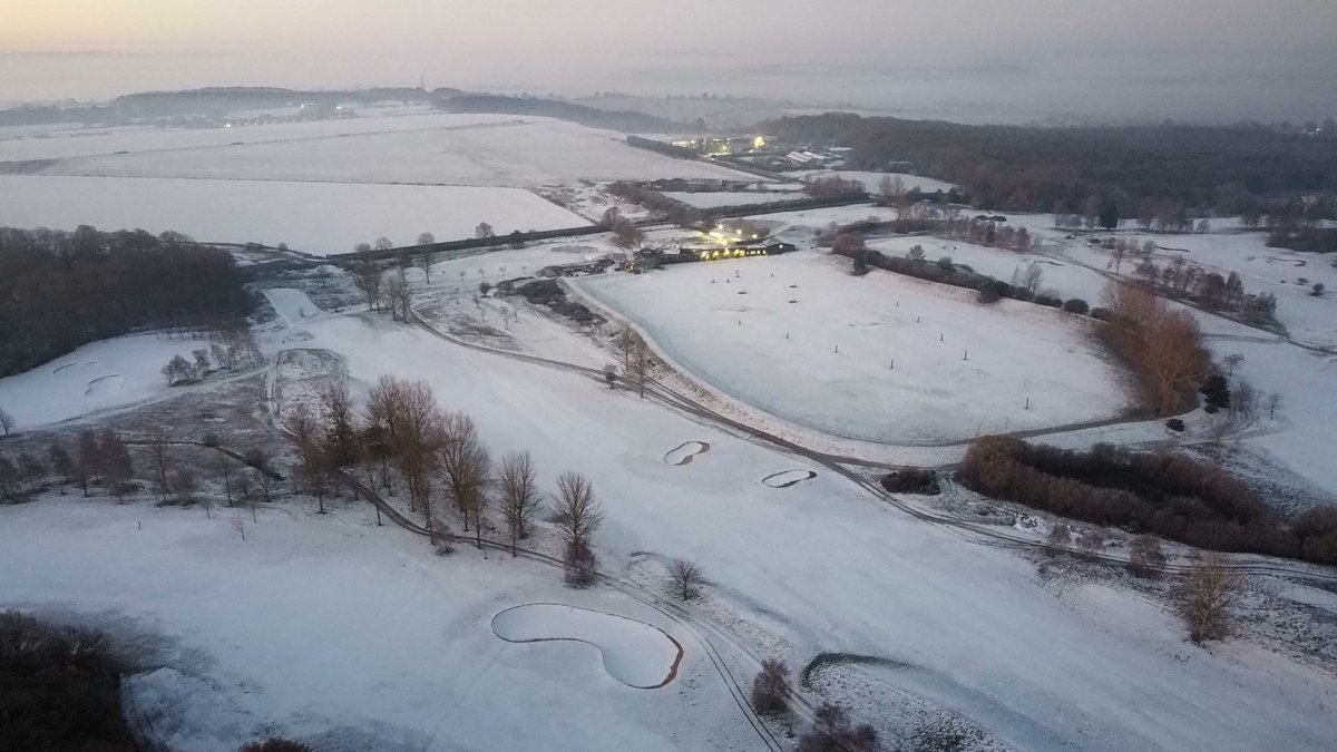 Another -7⁰c this morning. Ground still frozen and snow not shifting much each day at all.