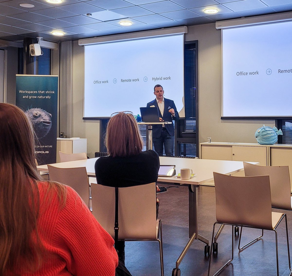 TechnopolisHQ's tweet photo. The last Workplace Talks of the year going on at #Technopolis Ruoholahti. 💯
 
We are looking at global research by Microsoft with @saarikannas to understand what leadership looks like in the hybrid era.

Such a hot topic for the moment! 🔥
 
#workplacetalks #hybridwork https://t.co/c2xKW8uLq2