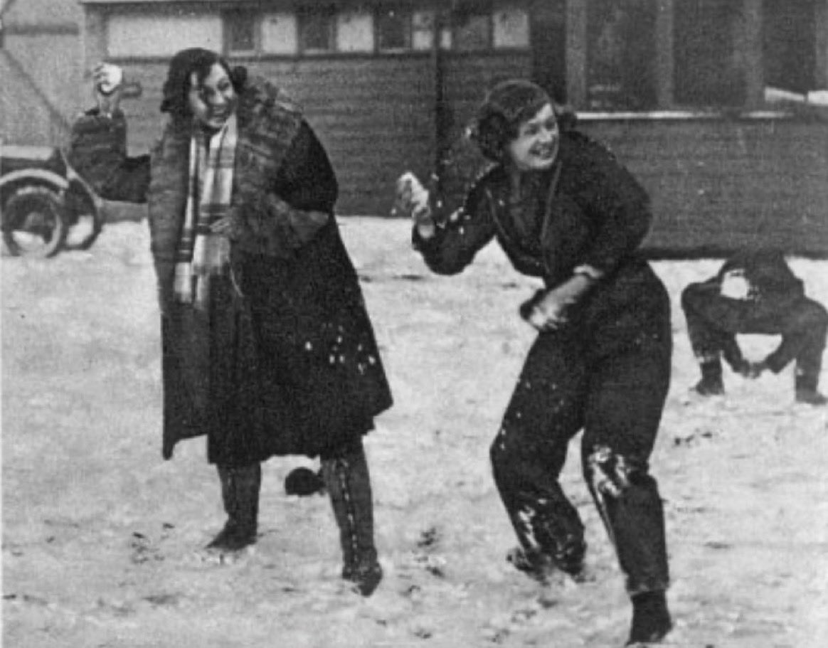 Aviators Amy Johnson (1903-1941) and Pauline Gower (1910-1947) snowballing at Stag Lane Aerodrome ❄️❄️ 

The Sketch 18 March 1931