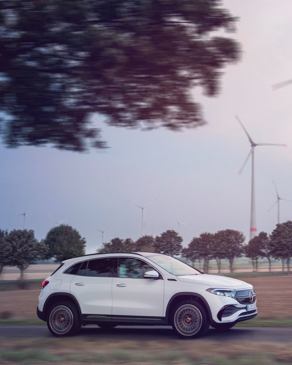 equeño, pero poderoso. El EQA puede llegar a alcanzar hasta 494 km de autonomía eléctrica (según WLTP). ¿Prefieres empezar un viaje al amanecer o al atardecer?

#EQA #MercedesEQ