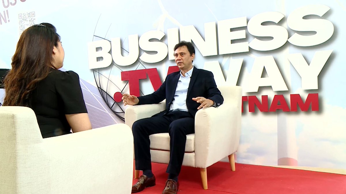 EurochamGEFE's tweet photo. 📺[𝐆𝐄𝐅𝐄 𝟐𝟎𝟐𝟐] Watch TotalEnergies Vietnam Managing Director Asif Iqbal on Business Way TV

Asif Iqbal, Managing Director of @TotalEnergies Vietnam, talked with Business Way TV Vietnam about the timeliness of GEFE 2022.

Watch the full interview➡ https://t.co/eXvgOgO3Dv https://t.co/b6cGzFdOPC