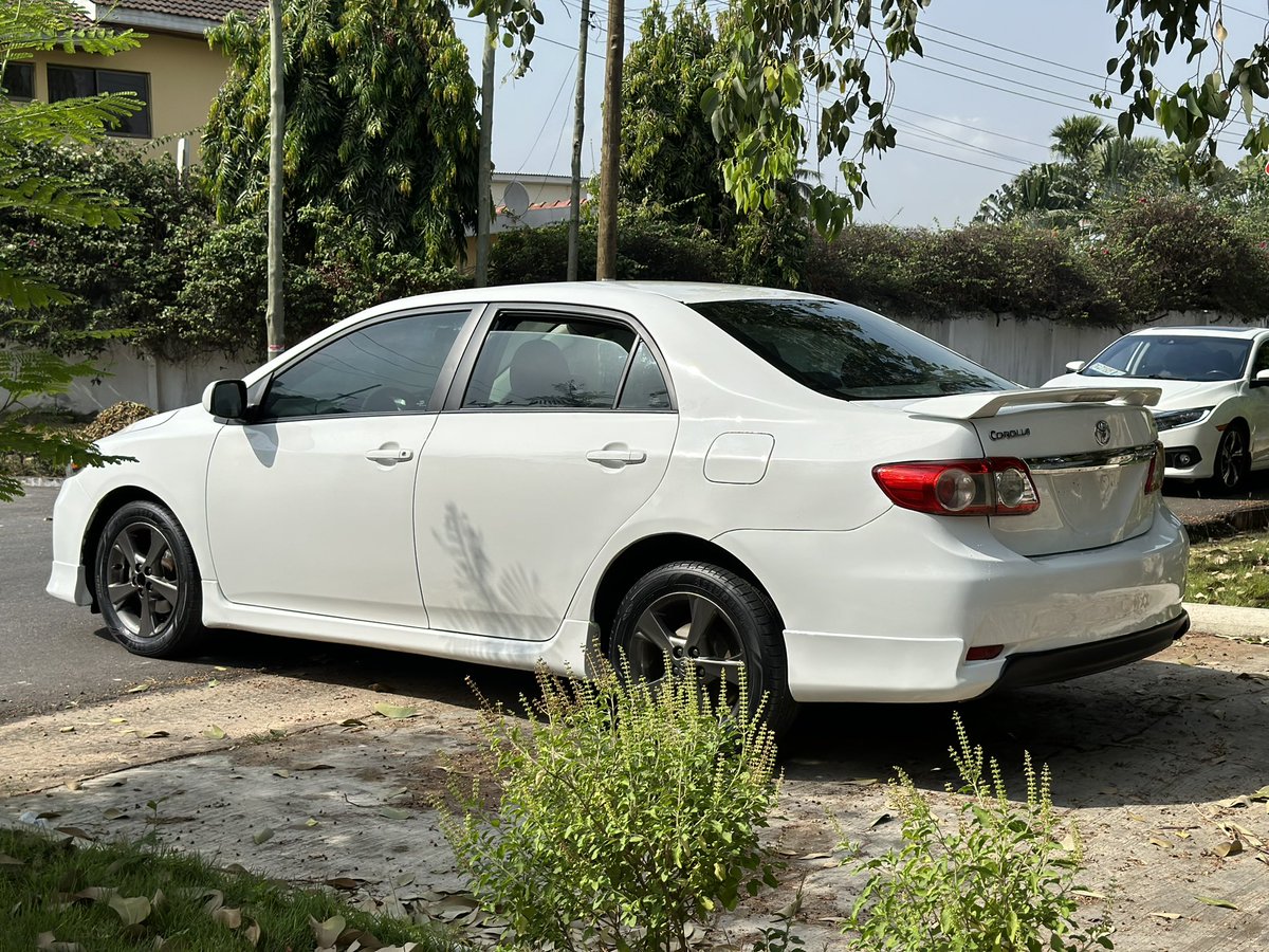 2013 Toyota Corolla S
1.8L engine 
95k miles 
Key start 
Touchscreen infotainment system 
Bluetooth 
Fog lamps 
Alloy wheels 

Price - 105k p3 😄
Pls rt 😉

#YourCarGuy 🚘🕺🏽