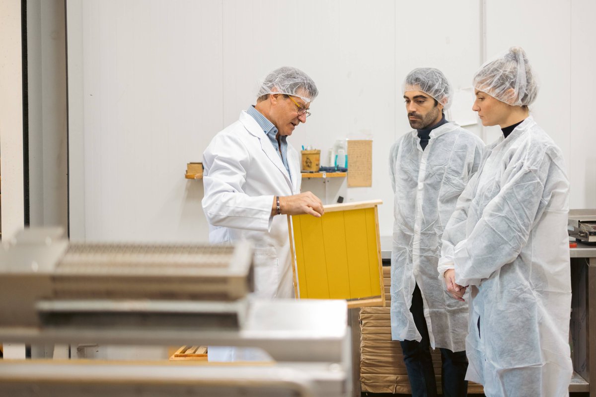 No podía faltar en nuestro viaje la visita a la cooperativa de miel. Una referencia de calidad en la producción de miel y polen, no solo de esta zona, sino a nivel nacional e internacional. 
✅PLAN DE SOSTENIBILIDAD TURISTICA SIERRA DE FRANCIA