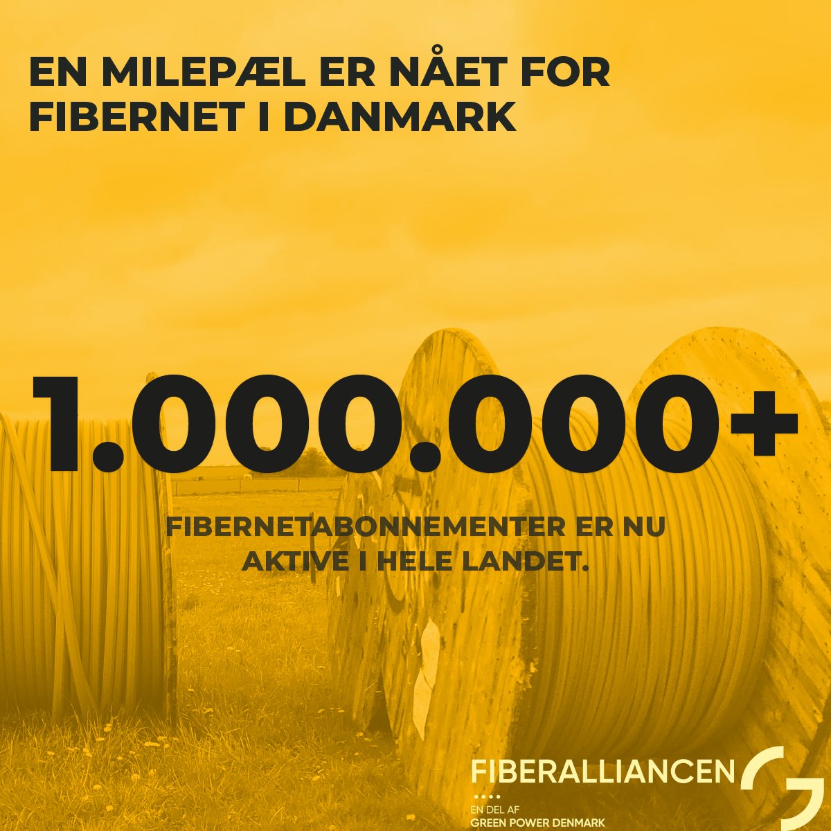Digital_Agenda's tweet photo. Et af Danmarks største anlægsprojekter er kommet langt men vi skal ikke hjem – vi skal videre. De kommende år vil energi- og fibernetkoncernerne arbejde på at nå den næste million. #dkfiber #dkdigi #dkpol https://t.co/buQZY2Nqqc https://t.co/0xEabjBSBw