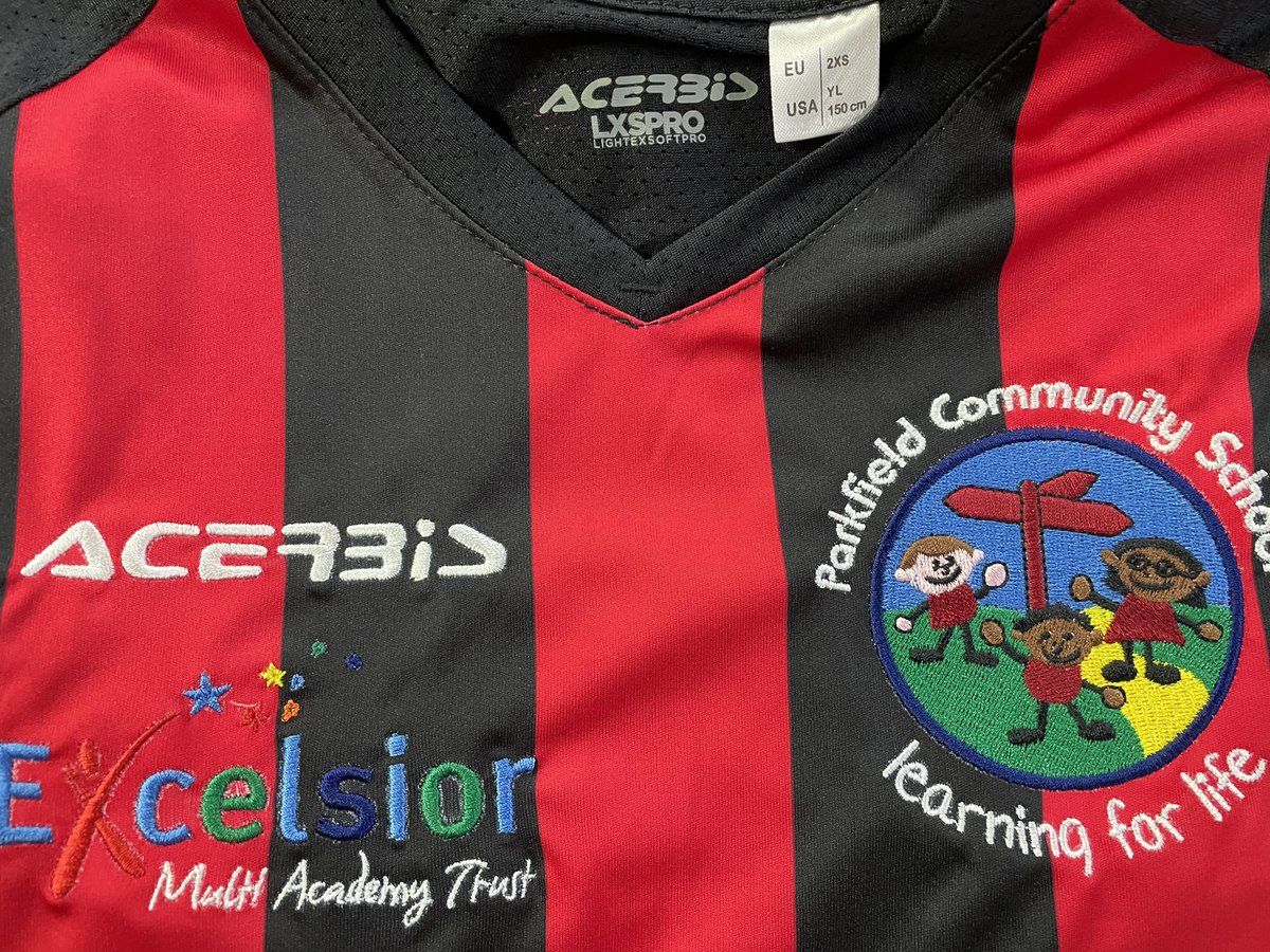 ⚽️ Fab @AcerbisSportUK football kit going out today to @ParkfieldSchool  🤜 @ExcelsiorMAT please get in touch if you are looking for competition kits for 2023 @Colmers_FarmPS  @Turves_GreenPS @HightersHeath @HeathMount @Green_MeadowPS #suppliedbyinspired