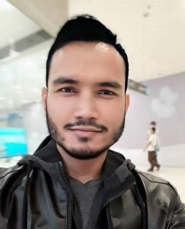 ADam_Dryx's tweet photo. Kaepda sesiapa jua yg nak bela misai, pastikan trim bahagian atas bibir.
Jangan sampai bulu misai tu sentuh bibir.
Totally No-No!

#misai https://t.co/L5dM3OtOad