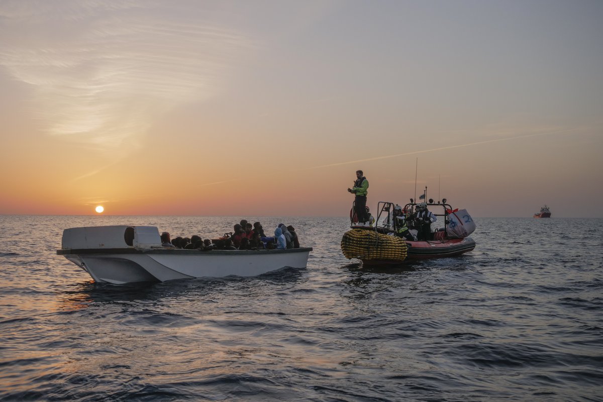 Ahead of International #MigrantsDay, we call on #EU governments to proceed with the #MigrationEU Pact negotiations in a spirit of solidarity &amp; humanity and ensure that border management policies respect the rights &amp; dignity of all migrants.
Full statement: bit.ly/3Yfb3rA