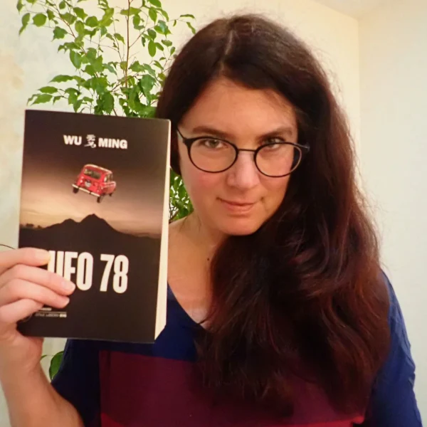 recerusse's tweet photo. Tra i nostri preferiti 2022 non potevano mancare i Wu Ming, usciti quest'anno con UFO 78 per @Einaudieditore - li ha scelti Manuela, perché UFO 78 è un romanzo storico con molte contaminazioni (ci sono ad esempio il giallo e l’inchiesta). #CMLF2022 #IlMioLIbro2022 https://t.co/0U5Y8XQR93