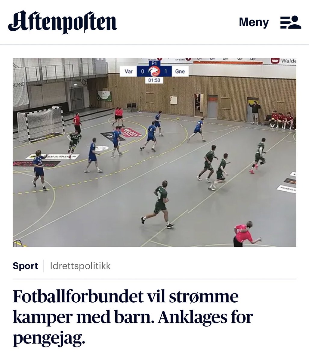 En helt annen, men likevel mer nyansert og presis vinkel, ville vært: 

Idretten forbyr all strømming og filming av barneidrett.