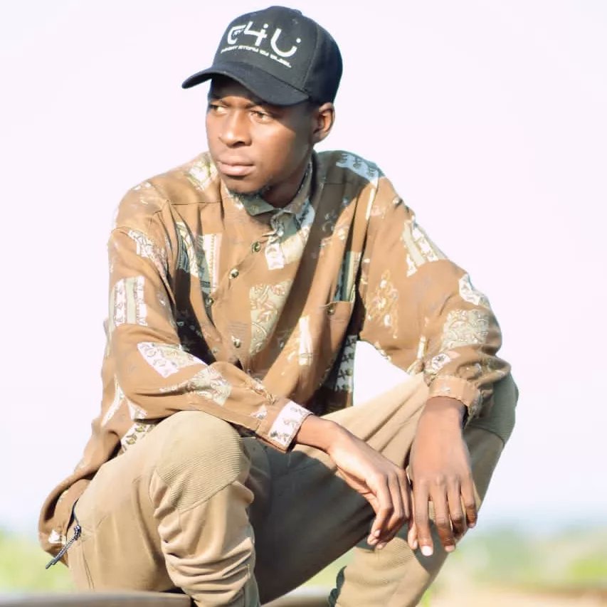 Music|Byo Most Promising Hip Hop Artist
Name:Bilaail Anele 
Profession:Song Writter_Lyricist
Full Article on:
facebook.com/10008663314410…

Social Handles
📲:+263771028537
Facebook:Bilaail Mususa
Twitter:@Bilaail
Instagram:Bilaail_zw
Email:Bilaailmusic@gmail.com