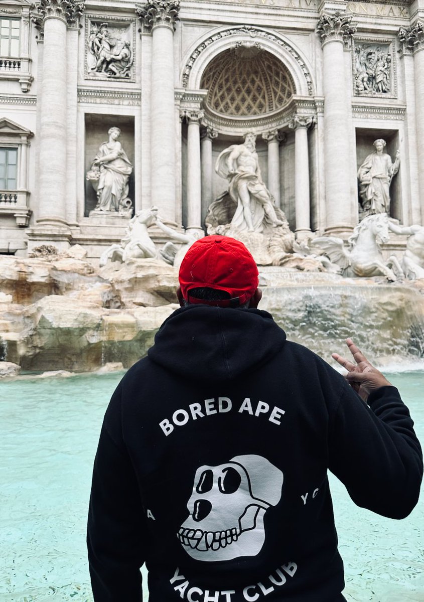 techbubble's tweet photo. gn!

I'll leave you with this shot of a @BoredApeYC at the Trevi, the world's most famous fountain designed by another "Nick" — Nicola Salvi.

✨You are good enough!💙💛 https://t.co/UcbA3ZgncT