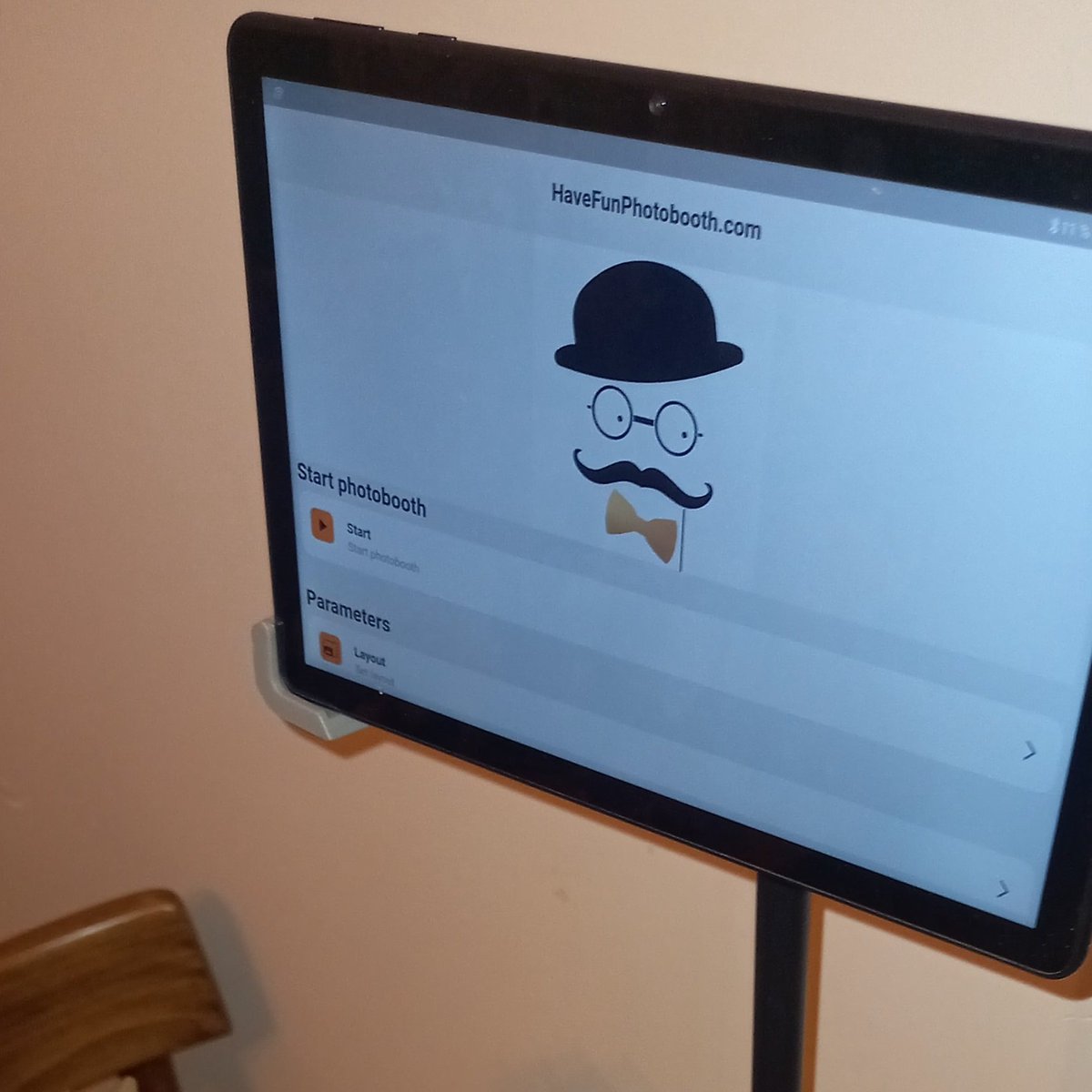 fricadev's tweet photo. Looking for an affordable alternative to renting a photo booth for your next event? Use our HaveFunPhotobooth app on your iPhone or Android with a tablet tripod and your existing printer to create your own DIY photo booth #photobooth #DIY #weddingideas #HaveFunPhotobooth #wedding https://t.co/dxtGEH5nBD