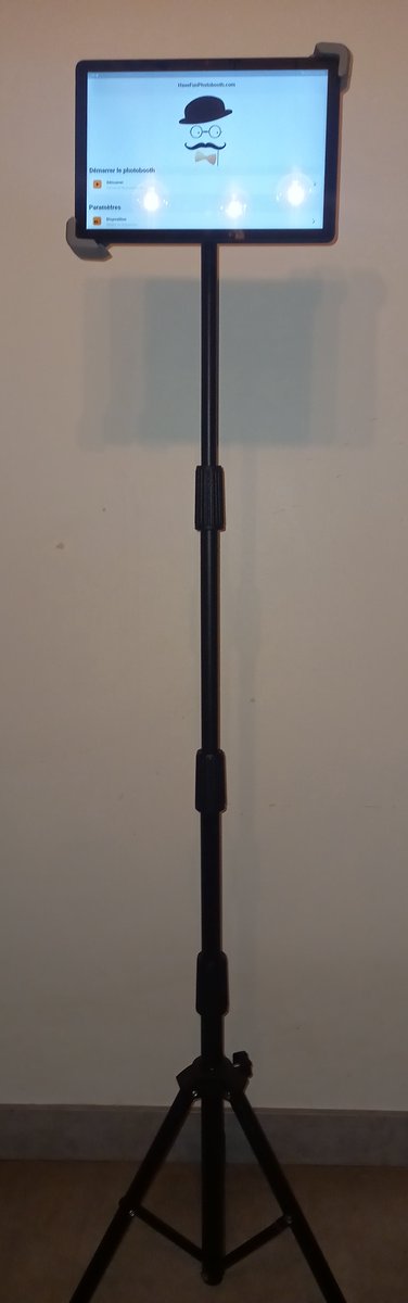 fricadev's tweet photo. Looking for an affordable alternative to renting a photo booth for your next event? Use our HaveFunPhotobooth app on your iPhone or Android with a tablet tripod and your existing printer to create your own DIY photo booth #photobooth #DIY #weddingideas #HaveFunPhotobooth #wedding https://t.co/dxtGEH5nBD