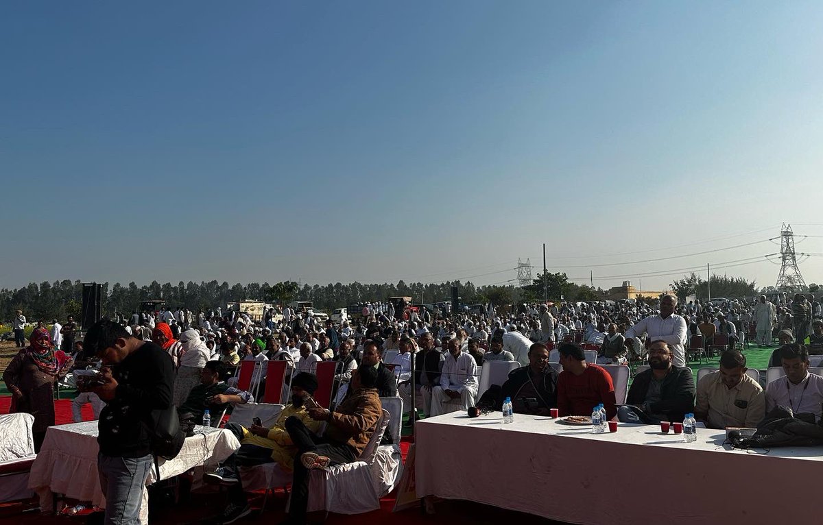 DoohanSonia's tweet photo. चौधरी छोटूराम धाम गाँव जस्सिया में आयोजित "समाज निर्माण से राष्ट्र निर्माण" कार्यक्रम में शामिल होकर समाज के नवनिर्माण की रुपरेखा तैयार की ।। latepost https://t.co/JxzyLf2oVF