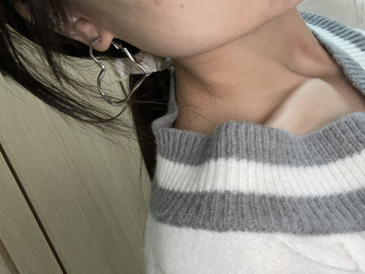 terryM316's tweet photo. My new earring🤪 https://t.co/fudArcjZdV
