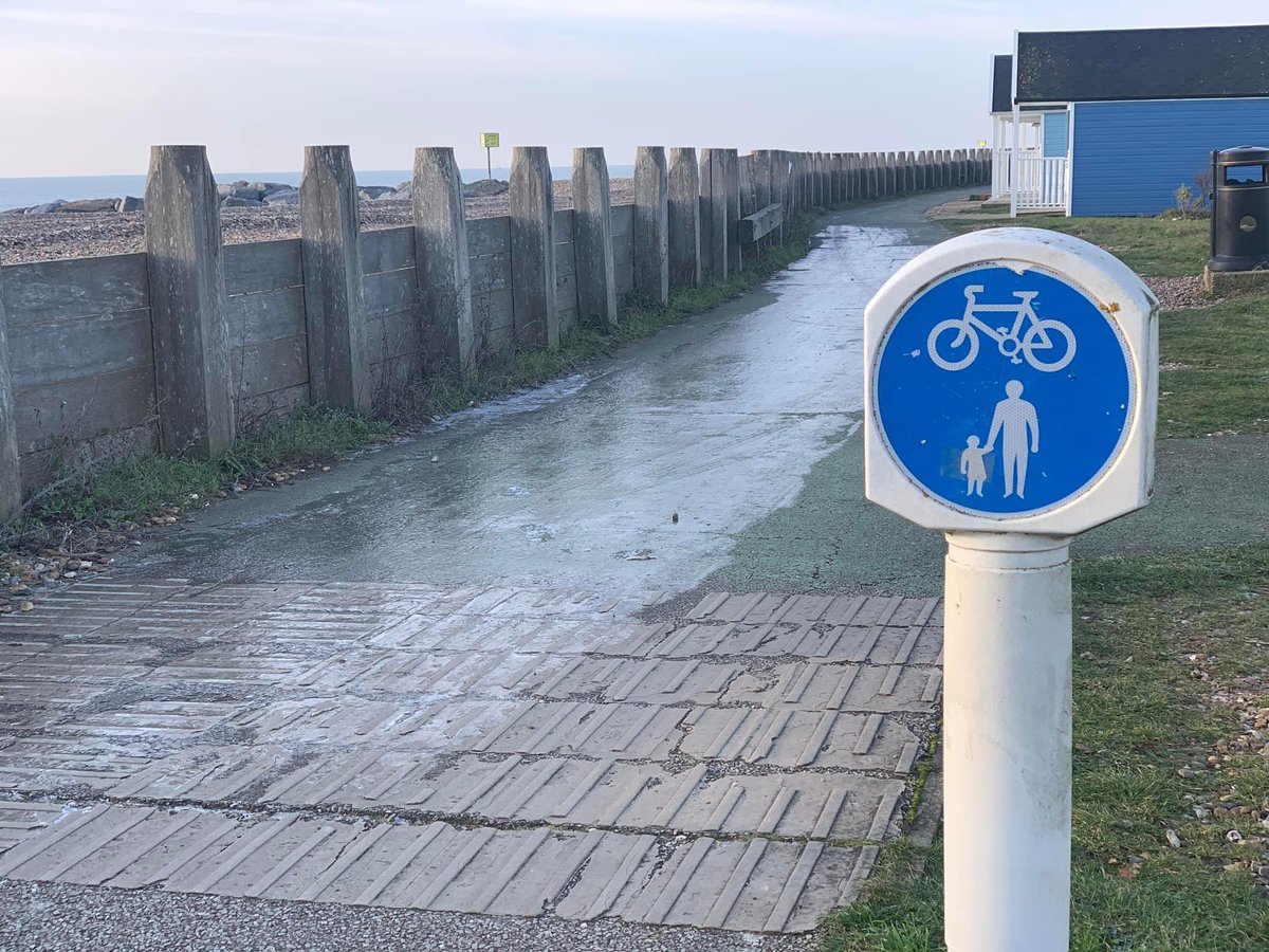 Yesterday the path along the seafront was very icy.

We're going to check it out today and will provide an update later on today - watch this space. 🤞