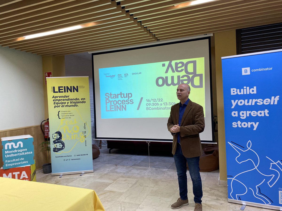 TeamLabs/ tweet media