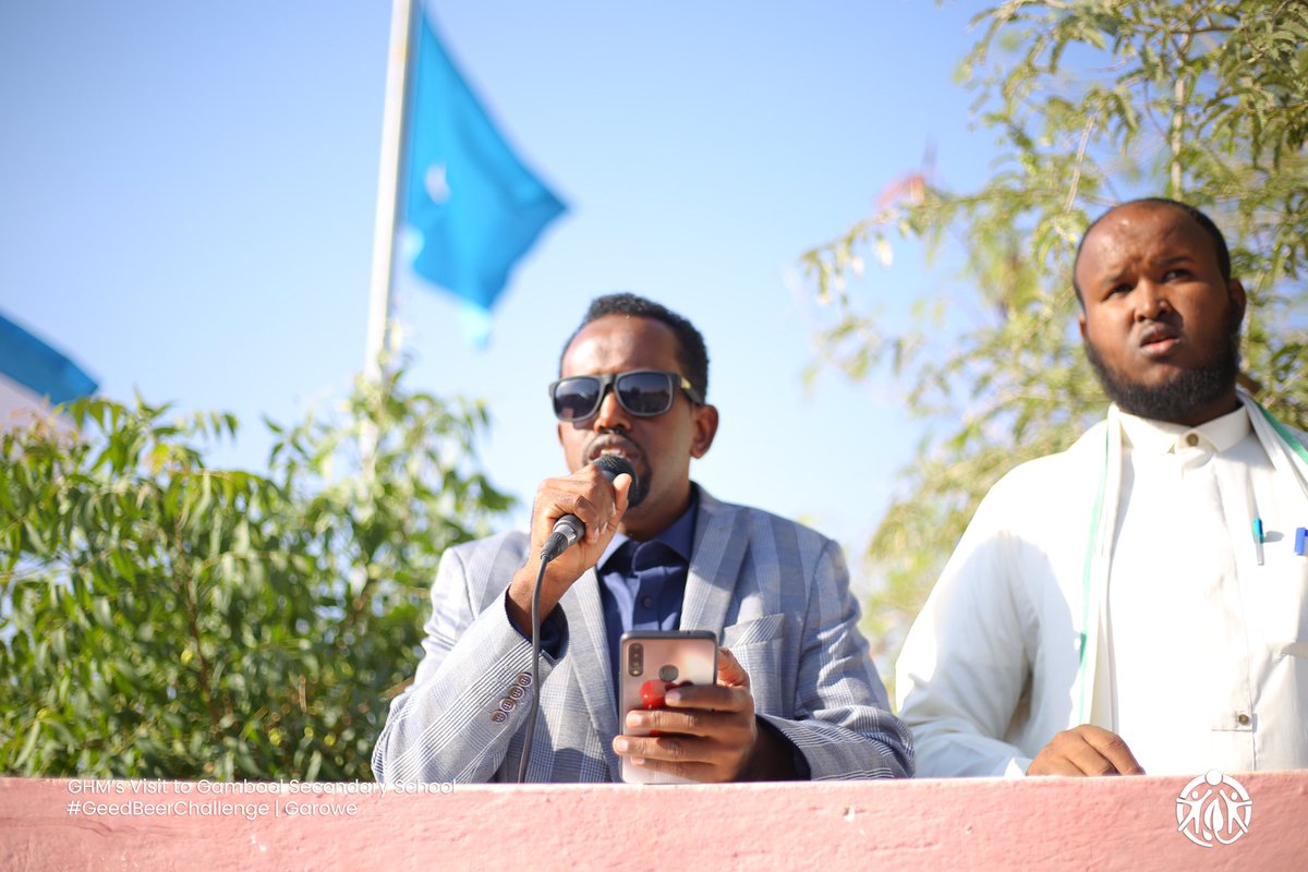 AbdirahmanHssan's tweet photo. #GeedBeerChallenge
We have visited Gambool Secondary School, #Garowe; Talked with students & share the importance of trees & their positive impact to our environment; And planted the #tree_of_hope in the school together with the school principal, teachers & students.
#Retweet https://t.co/8gMoYYLbu3