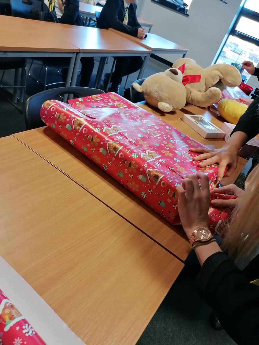 Y11 <a href="/MaltbyAcademy/">Maltby Academy</a> hard at work wrapping gifts for the #community #giving #teamwork #surfacearea