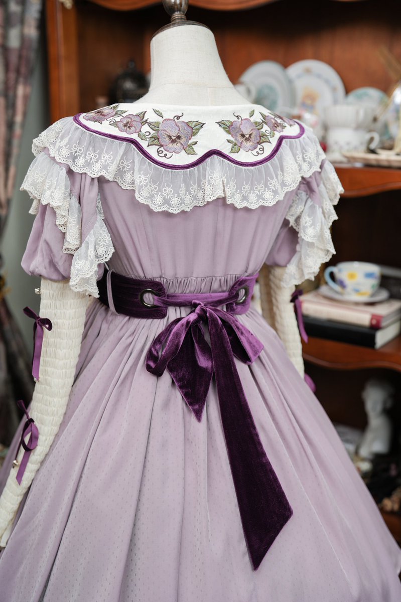 🌟販売・予約開始🌟 すみれの物語シリーズ 定番シリーズより 花びら