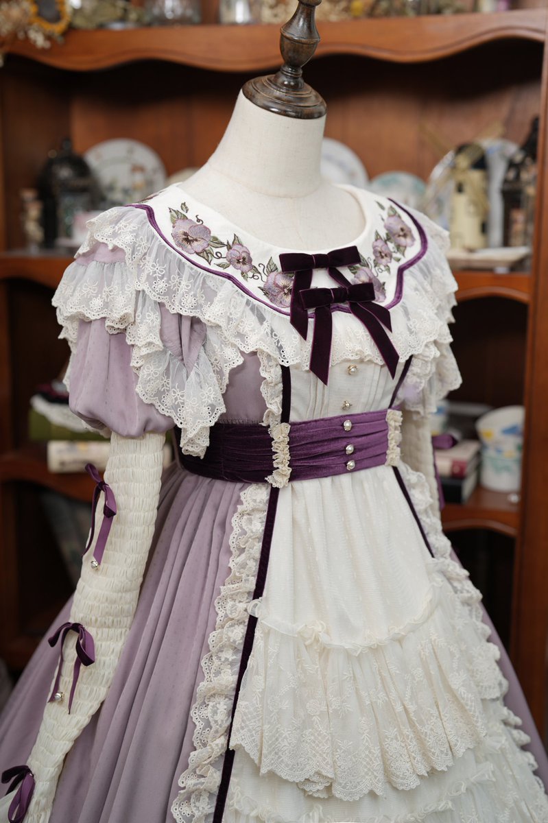 🌟販売・予約開始🌟 すみれの物語シリーズ 定番シリーズより 花びら