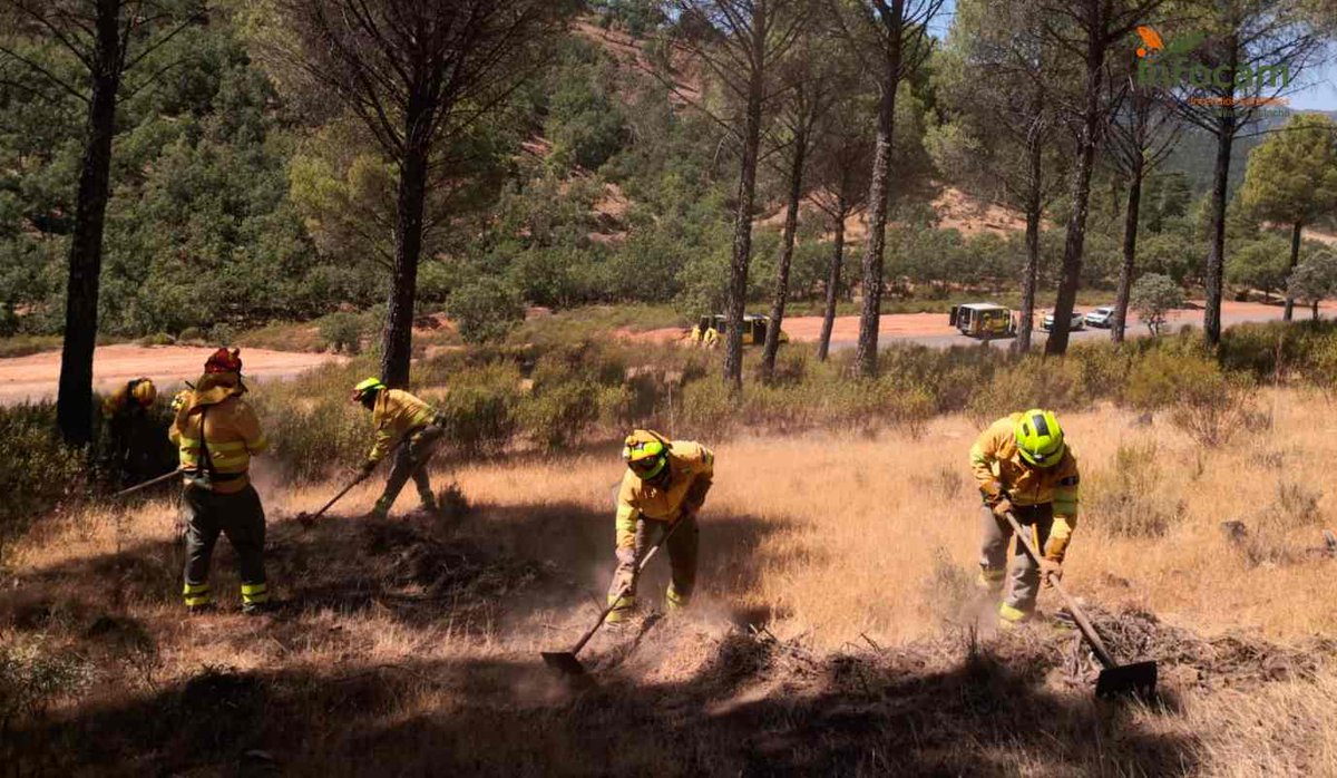 angel_leonm's tweet photo. Tras más de 10 años con el convenio caducado, hoy @ccooindustriclm @CCOOGeacam firmaremos el convenio colectivo de la empresa pública GEACAM, dedicada a la prev. y extinción de incendios en CLM, y ampliaremos mejoras y derechos para las más de 2.500 personas trabajadoras. https://t.co/vkgDZx69un